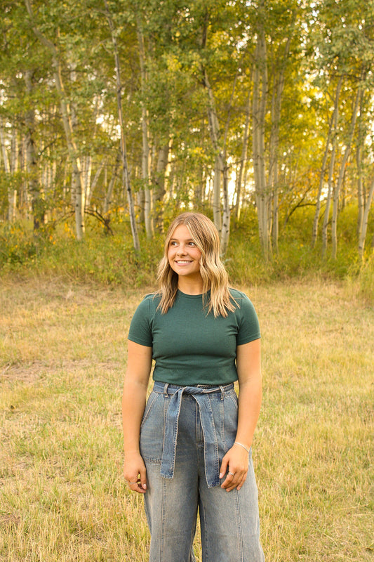 Short Sleeved Ribbed Tee Shirt in Forest